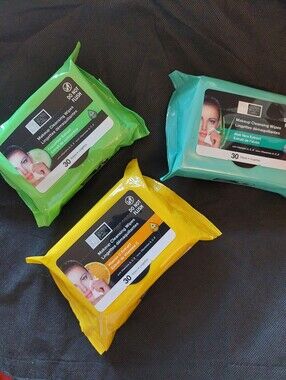 RARE 3 PACK Global BEAUTY CARE MakeUp Cleansing WIPES ALOE. Cucumber. Plus 30x3